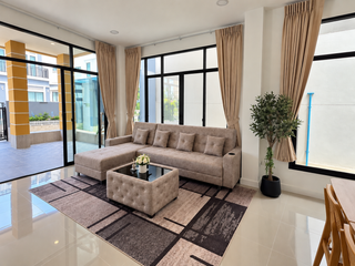 For rent 6 bedrooms villa in Cha Am, Phetchaburi