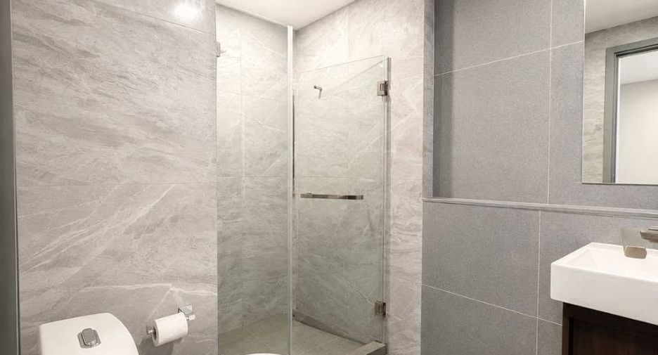 Condo en alquiler de 2 habitaciones en Watthana, Bangkok