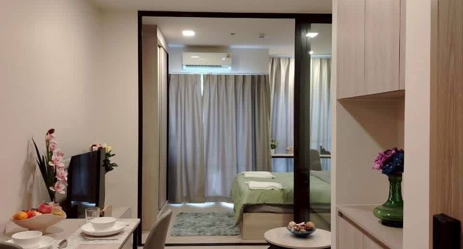 Condo en alquiler de 1 habitaciones en Khlong San, Bangkok