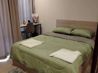 À louer 1 chambre condo à Khlong San, Bangkok