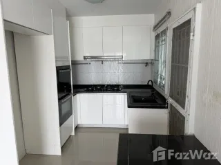 Haus zum Kauf mit 3 Zimmer in Khlong Sam Wa, Bangkok