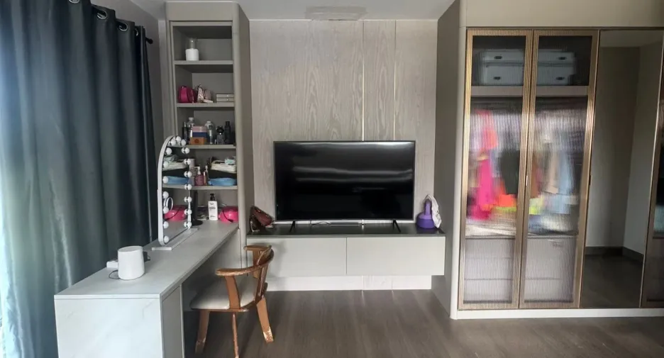 Haus zum Kauf mit 4 Zimmer in Bang Khae, Bangkok