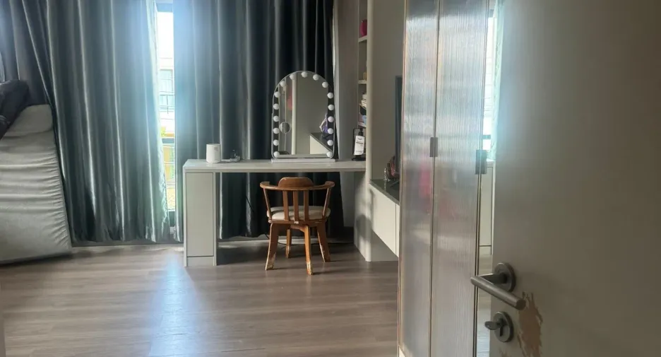 Haus zum Kauf mit 4 Zimmer in Bang Khae, Bangkok