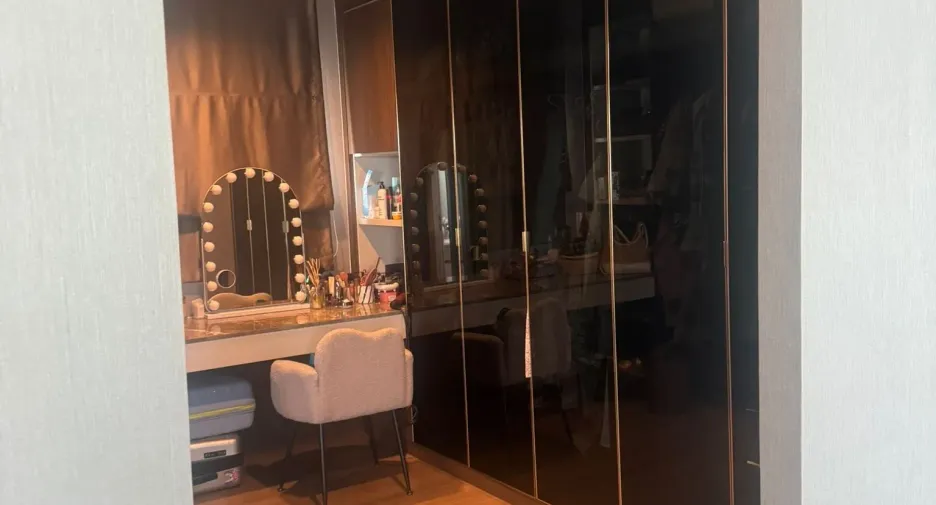 Haus zum Kauf mit 4 Zimmer in Bang Khae, Bangkok