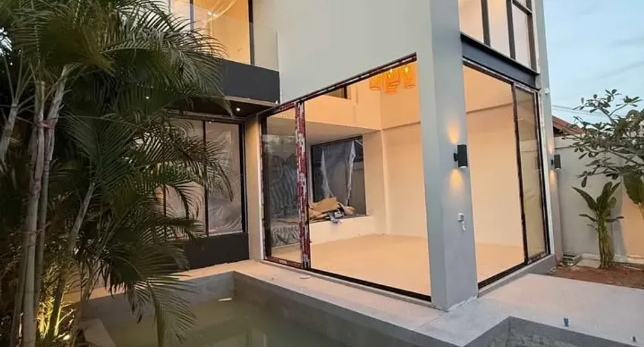 For sale 3 bedrooms villa in Thalang, Phuket