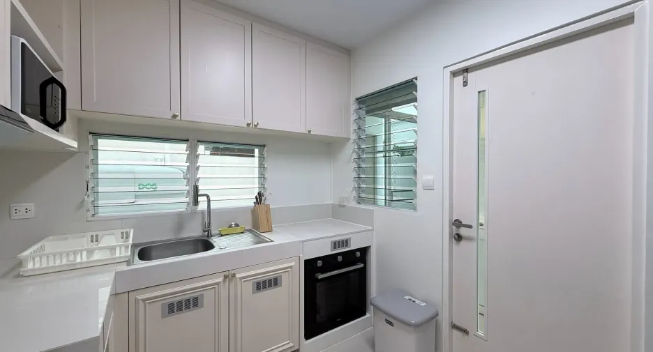 À louer 4 chambres maison à Bang Phli, Samut Prakan