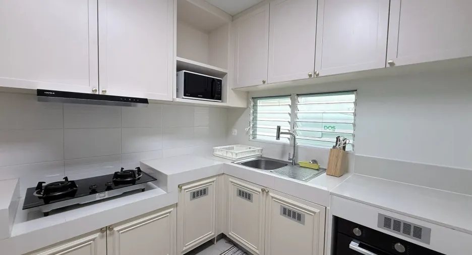 À louer 4 chambres maison à Bang Phli, Samut Prakan