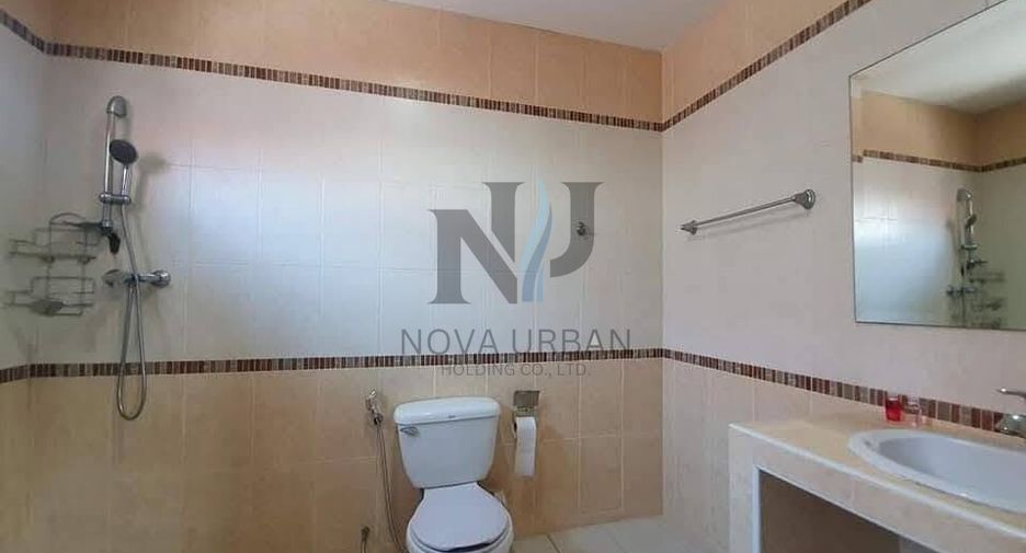 For rent 4 bedrooms house in Jomtien, Pattaya