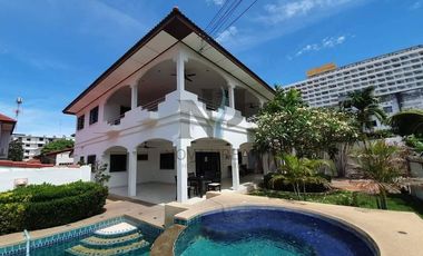For rent 4 bedrooms house in Jomtien, Pattaya
