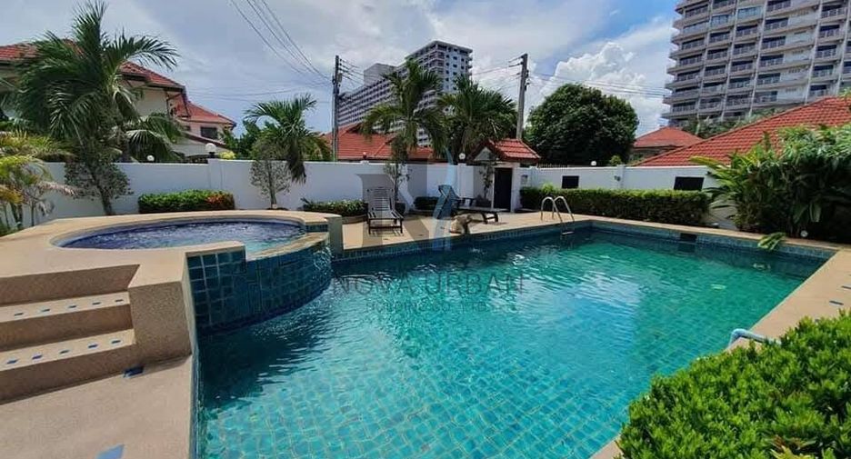For rent 4 bedrooms house in Jomtien, Pattaya