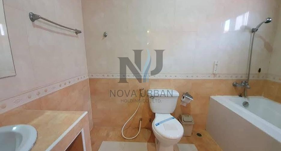 For rent 4 bedrooms house in Jomtien, Pattaya