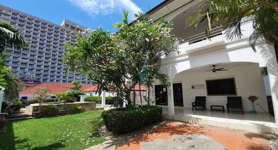 For rent 4 bedrooms house in Jomtien, Pattaya