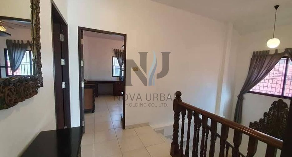For rent 4 bedrooms house in Jomtien, Pattaya