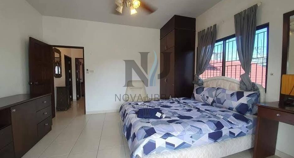 For rent 4 bedrooms house in Jomtien, Pattaya