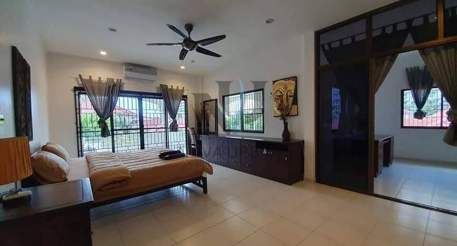 For rent 4 bedrooms house in Jomtien, Pattaya