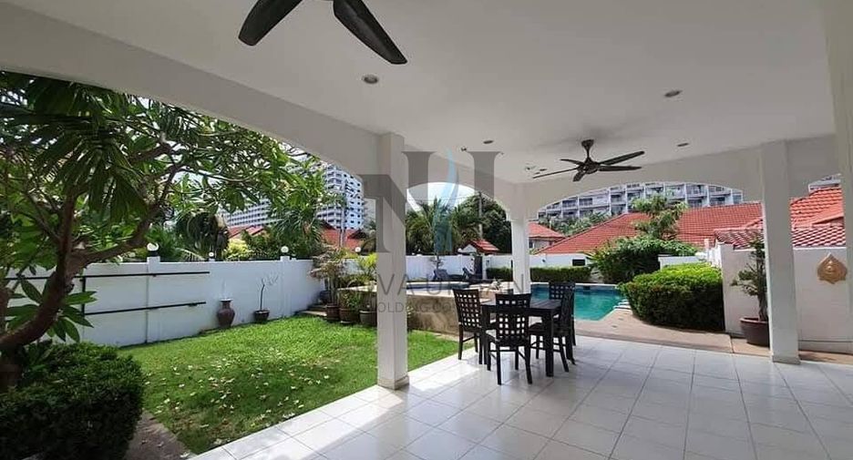 For rent 4 bedrooms house in Jomtien, Pattaya