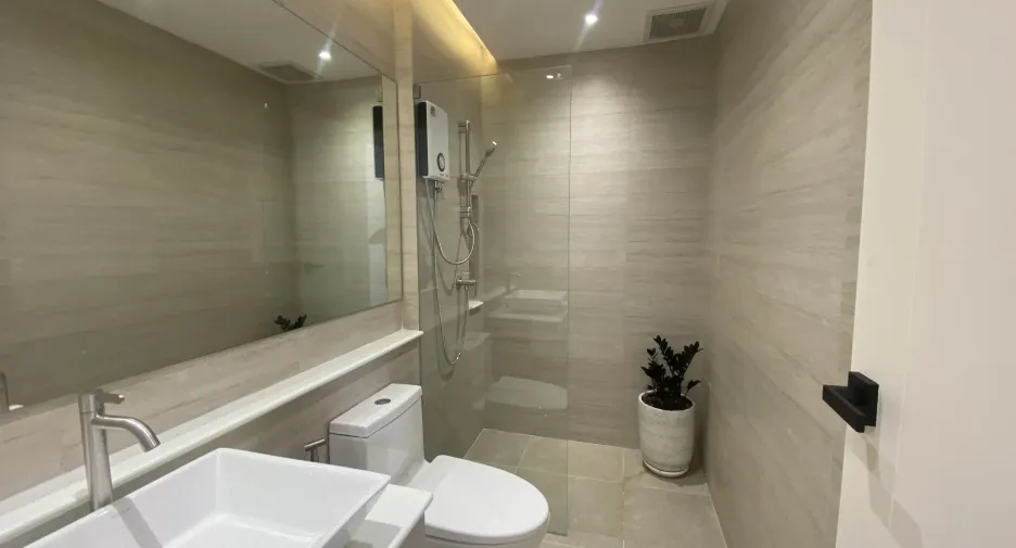 Casa adosada en venta de 3 habitaciones en Watthana, Bangkok
