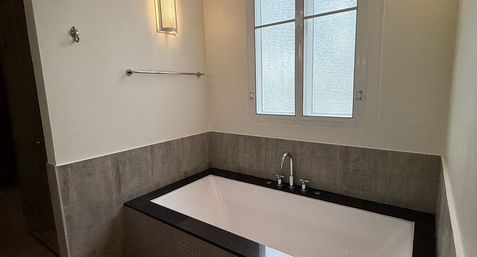Condo en alquiler de 2 habitaciones en Cha Am, Phetchaburi