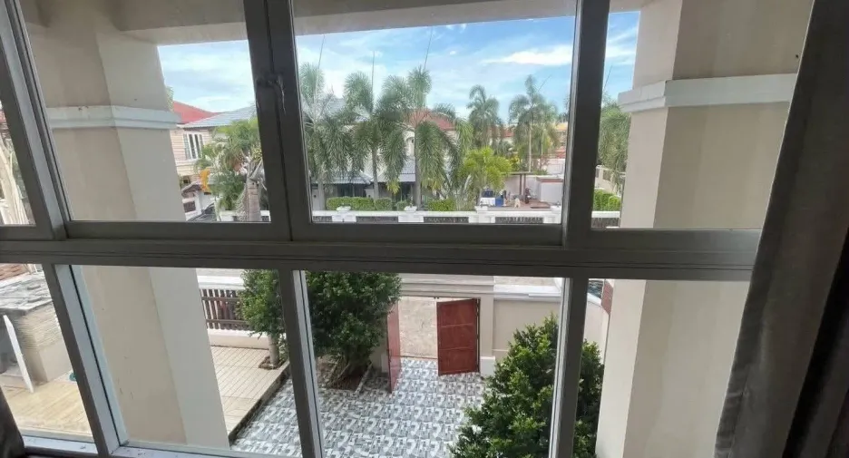 For sale 3 bedrooms house in Bang Lamung, Chonburi