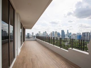 For sale 3 bedrooms condo in Pathum Wan, Bangkok