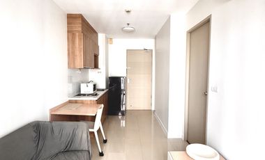 For sale 1 Beds condo in Bang Na, Bangkok