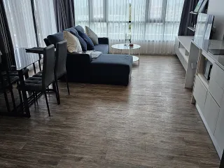 出售 和 出租 2 卧室 公寓 在 Si Racha, Chon Buri