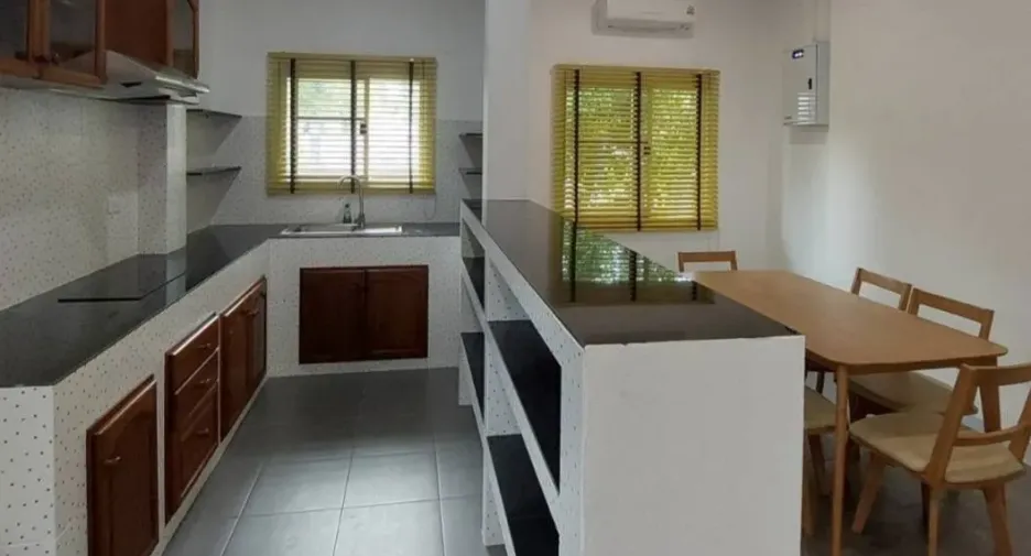 Haus zur Miete mit 4 Zimmer in Saraphi, Chiang Mai