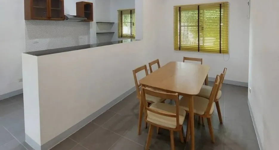 Haus zur Miete mit 4 Zimmer in Saraphi, Chiang Mai