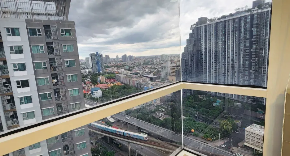 Condo en alquiler de estudio en Thon Buri, Bangkok