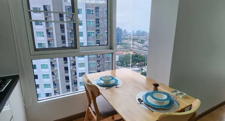 Condo en alquiler de estudio en Thon Buri, Bangkok