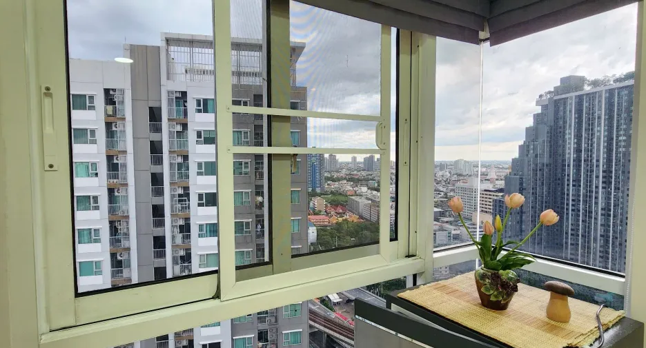 Condo en alquiler de estudio en Thon Buri, Bangkok