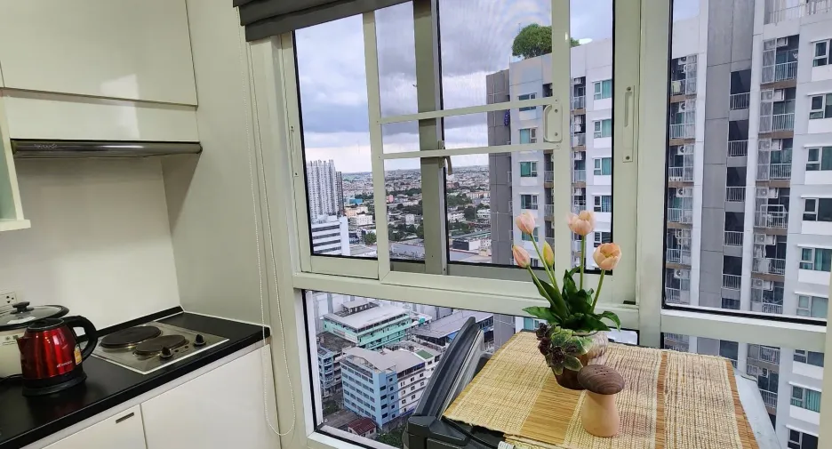 Condo en alquiler de estudio en Thon Buri, Bangkok