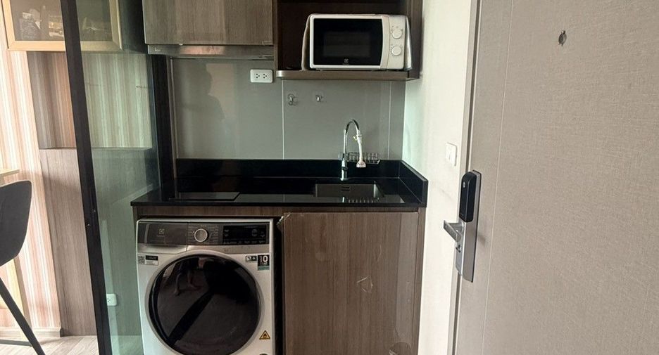 For sale 1 Beds condo in Bang Na, Bangkok
