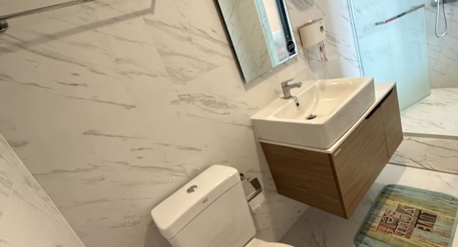 For sale 1 Beds condo in Bang Na, Bangkok