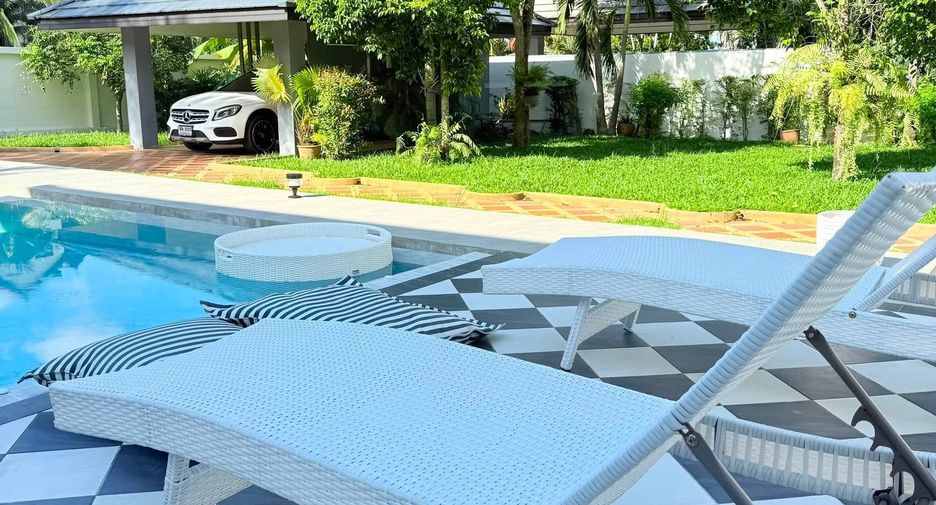 For rent 3 ベッドルーム villa in Bang Saray, Pattaya