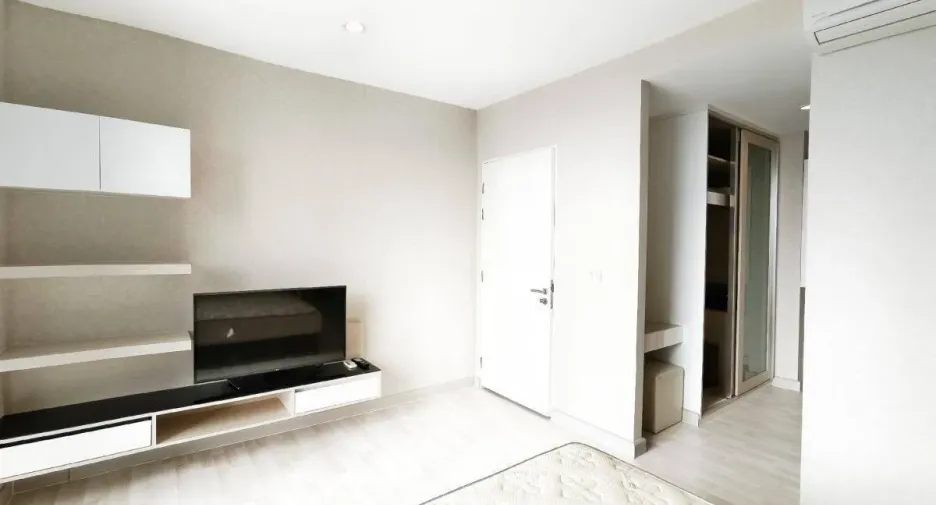 Condo en alquiler de 2 habitaciones en Watthana, Bangkok