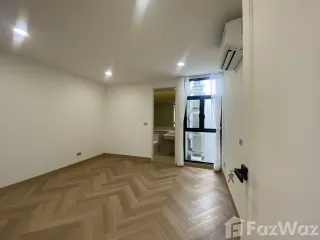 Casa adosada en venta de 3 habitaciones en Watthana, Bangkok