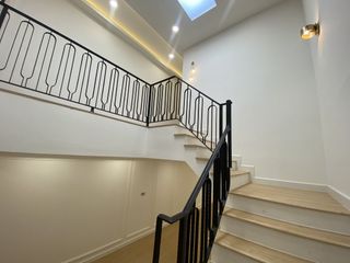 Casa adosada en venta de 3 habitaciones en Watthana, Bangkok