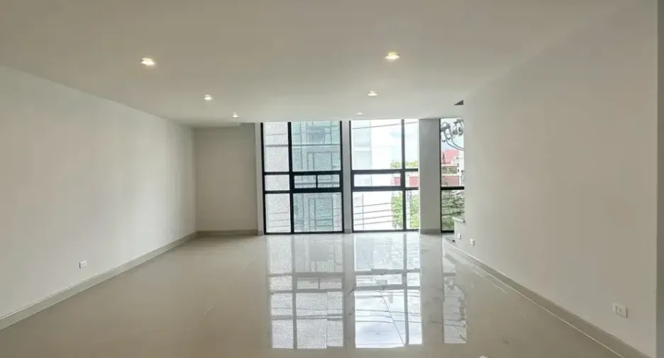 出租 公寓 联排别墅 在 Bang Khen, 曼谷