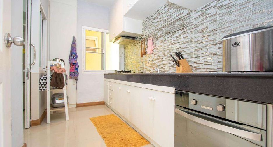 For rent 4 bedrooms house in San Sai, Chiang Mai