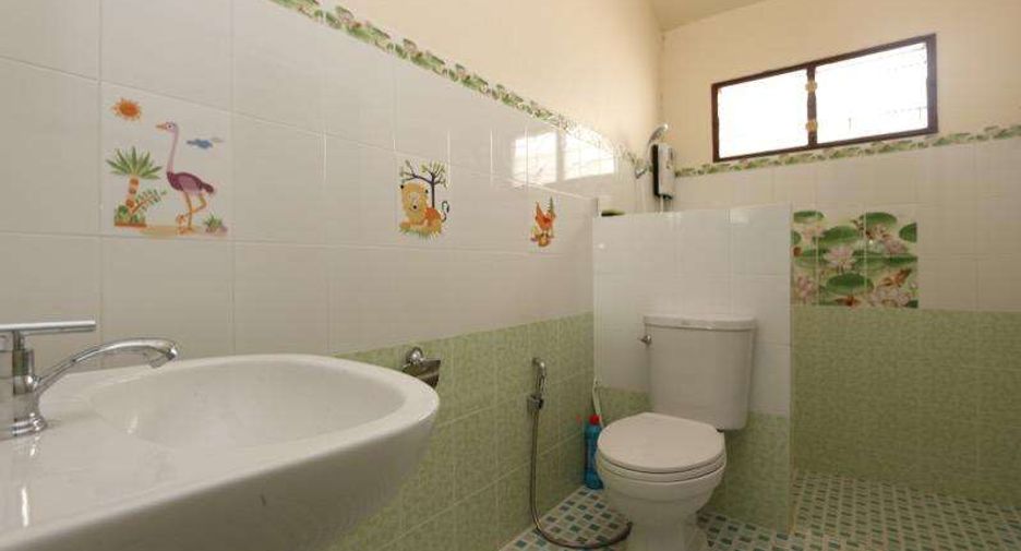 For rent 3 bedrooms house in Mueang Chiang Mai, Chiang Mai