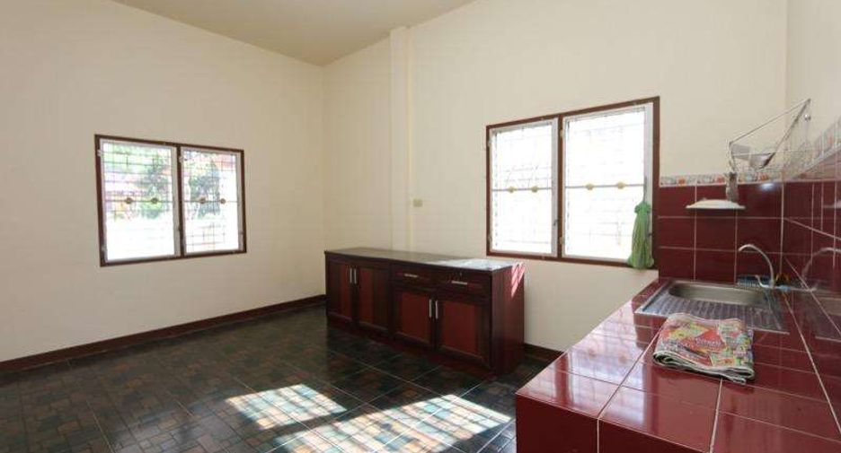 For rent 3 bedrooms house in Mueang Chiang Mai, Chiang Mai