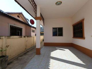 For rent 3 bedrooms house in Mueang Chiang Mai, Chiang Mai
