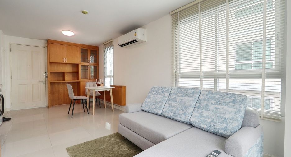 For rent 1 bed condo in Watthana, Bangkok
