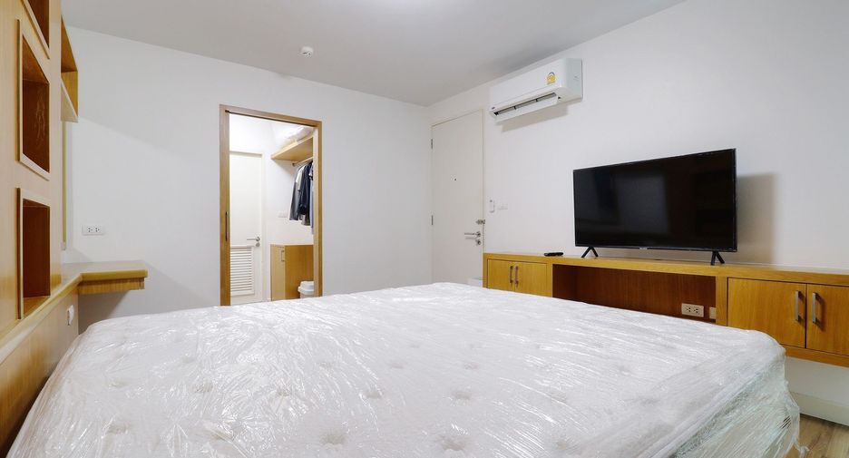 For rent 1 bed condo in Watthana, Bangkok