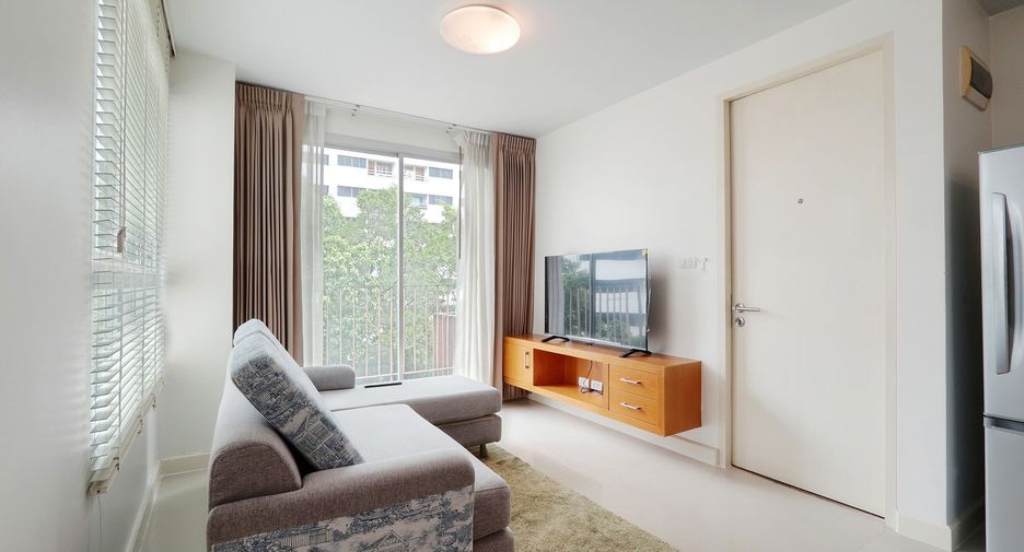 For rent 1 bed condo in Watthana, Bangkok