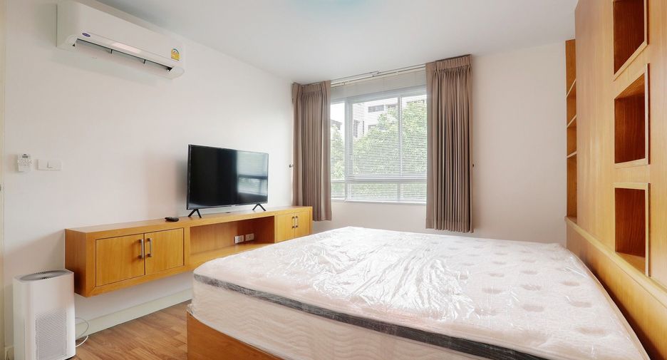 For rent 1 bed condo in Watthana, Bangkok