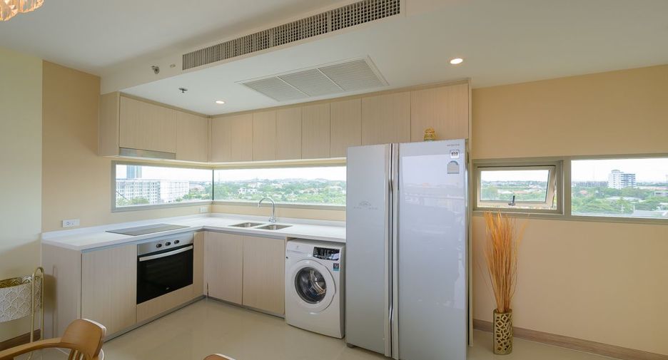 For sale 2 bedrooms condo in Jomtien, Pattaya