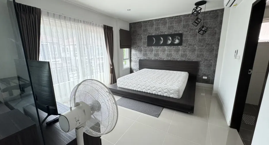 For rent 4 bedrooms house in Thalang, Phuket