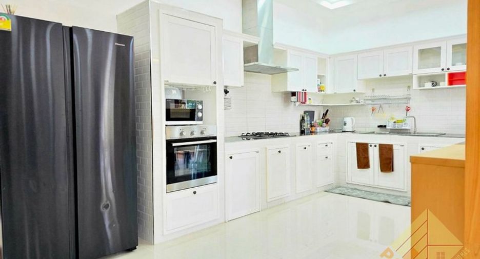For sale 3 bedrooms house in Bang Lamung, Chonburi